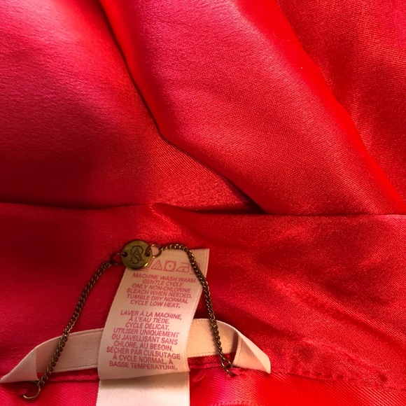 Victoria Secret kimono robe M/L NWOT red - Picture 10 of 10